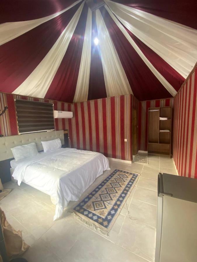 Hotel Omar Ali Luxury Camp Wadi Rum Exteriér fotografie