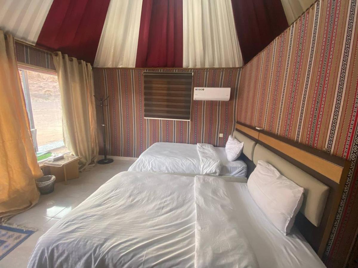 Hotel Omar Ali Luxury Camp Wadi Rum Exteriér fotografie